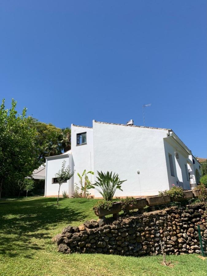Chalet Con Vistas A Sevilla Хельвес Экстерьер фото